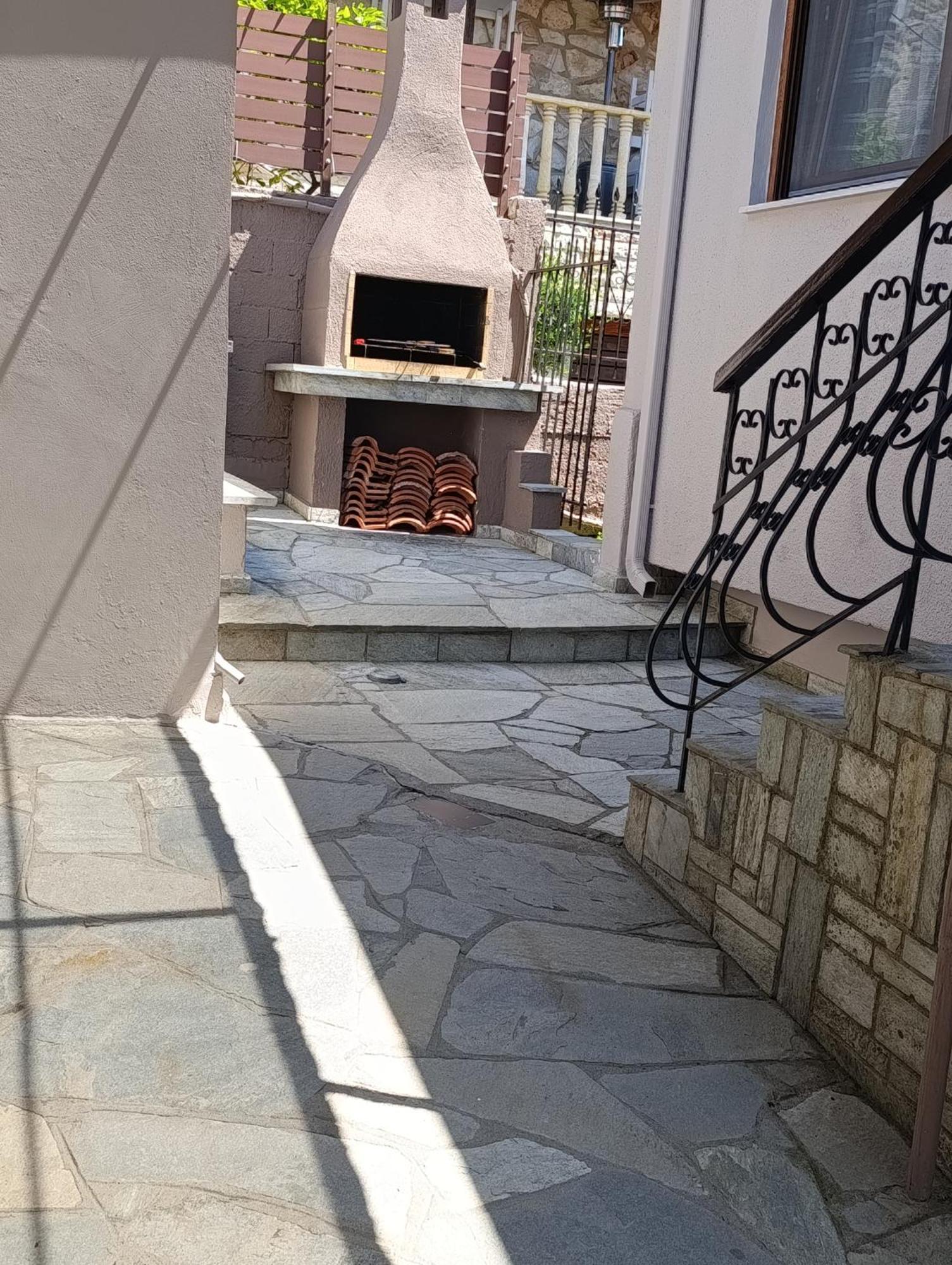 "2Steps From The Beach" Néa Iráklia Exterior foto